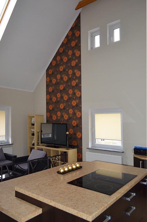 Apartament Dzierzoniow Lägenhet Rum bild