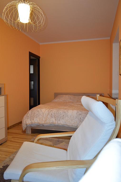Apartament Dzierzoniow Lägenhet Rum bild