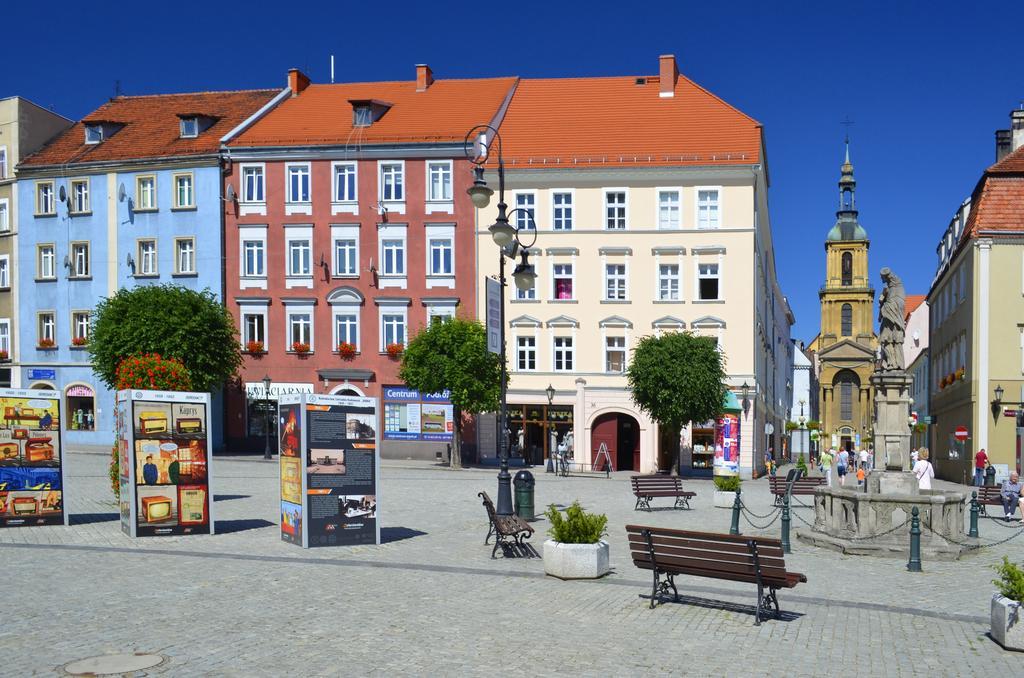 Apartament Dzierzoniow Lägenhet Rum bild